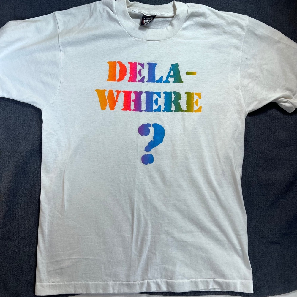 VTG Screen Stars Best Dela-Where Rainbow Graphic T-Shirt single stitch Large USA